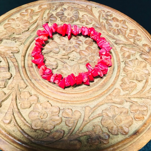 Red mix stretchy bracelet *** stone main image 1